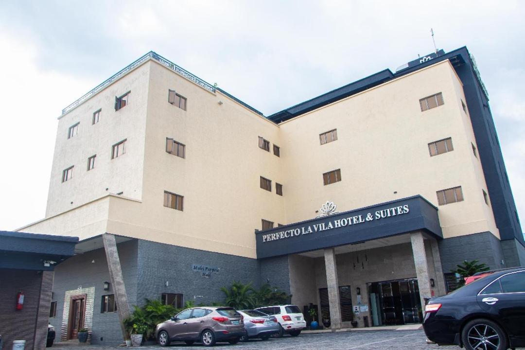 Perfecto La Villa Hotel And Suites Lagos Exterior photo